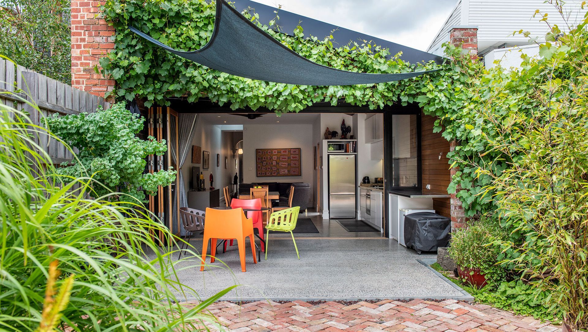 Hodgkinson 02 banner