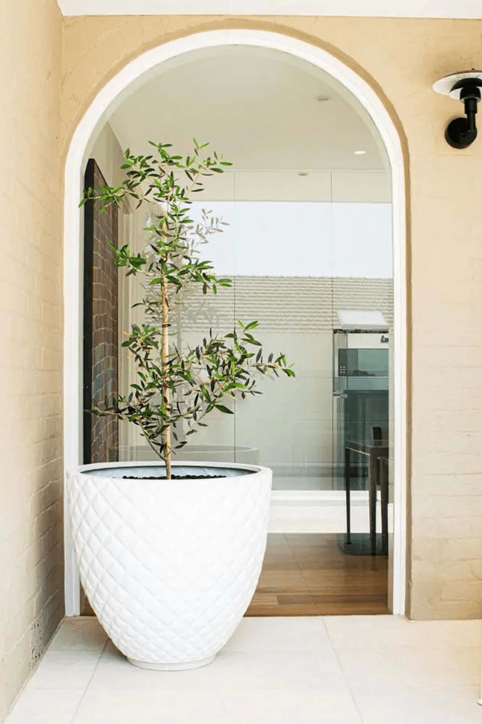 Tavira Limestone Alfresco | Gardner Design