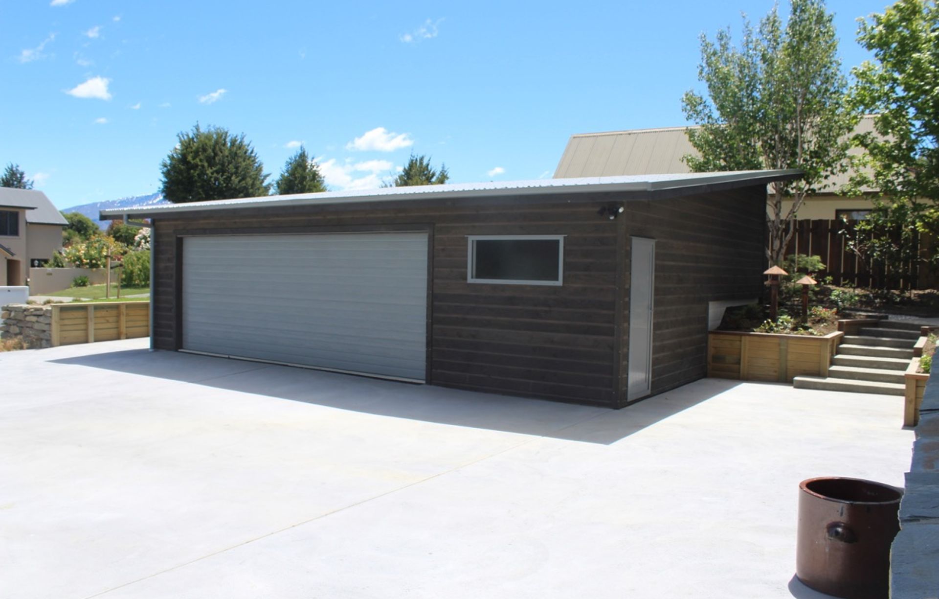 Architecturally Designed High-End Garage