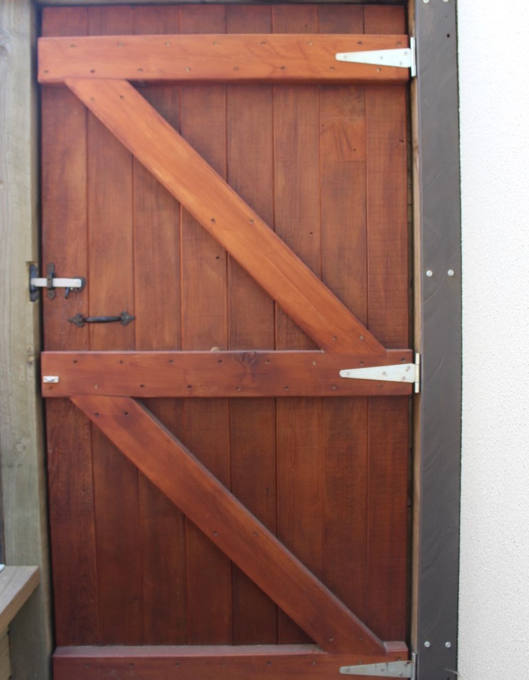 Architecturally Designed High-End Garage