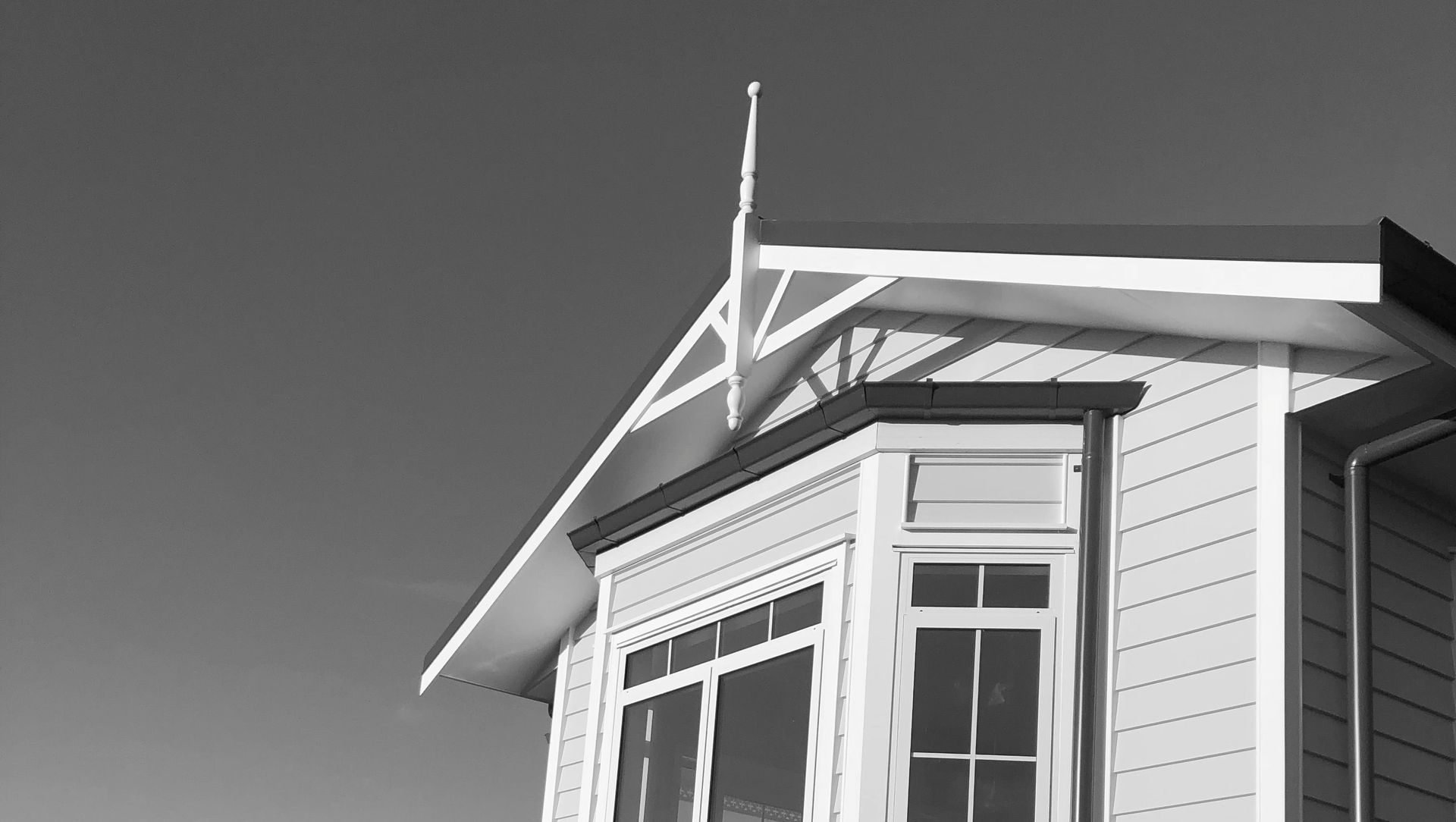 Hilltop Villa banner