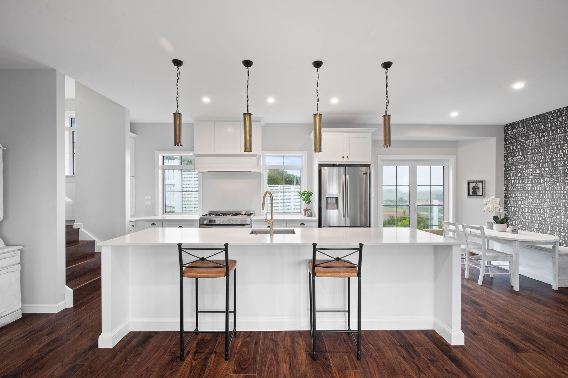 Painted Oak Shaker Style Kitchen