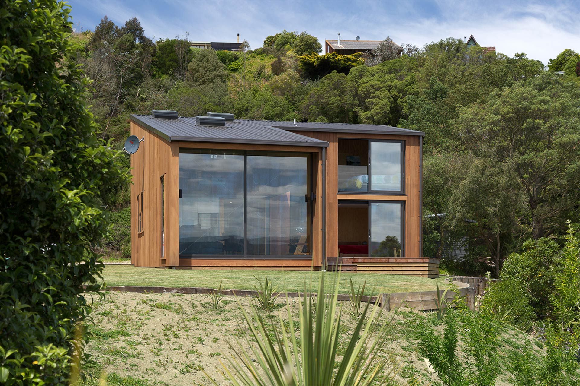 Moeraki Bay Bach - Moeraki