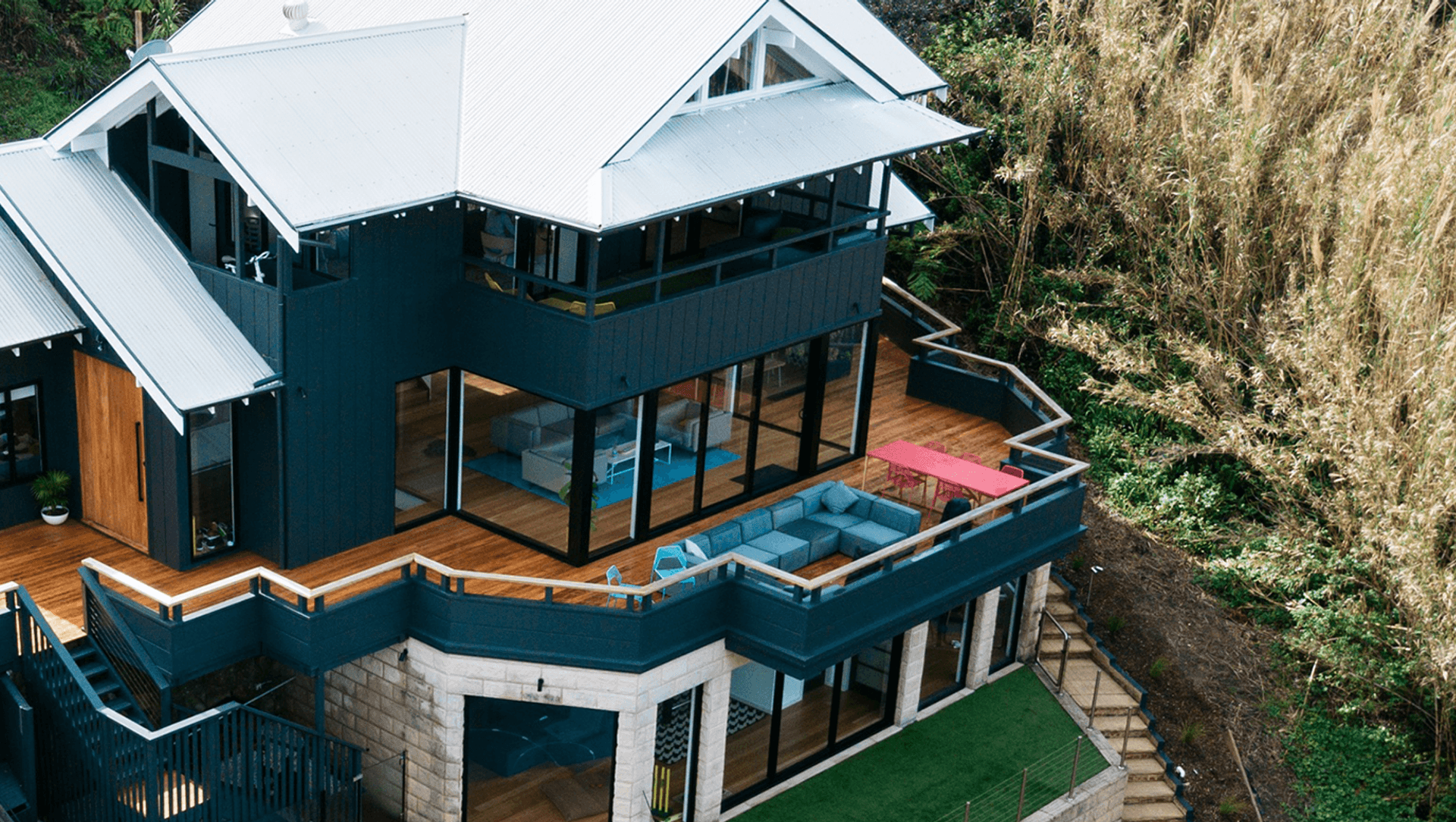 Avalon Coastal Home banner