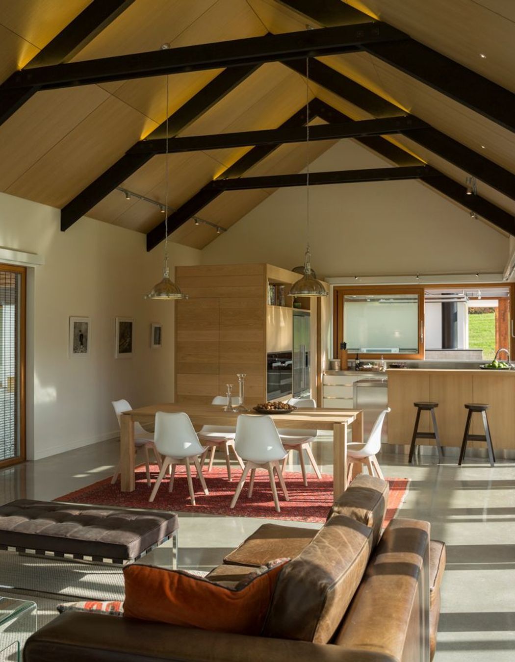 Hawthorn "Contemporary Farm" House