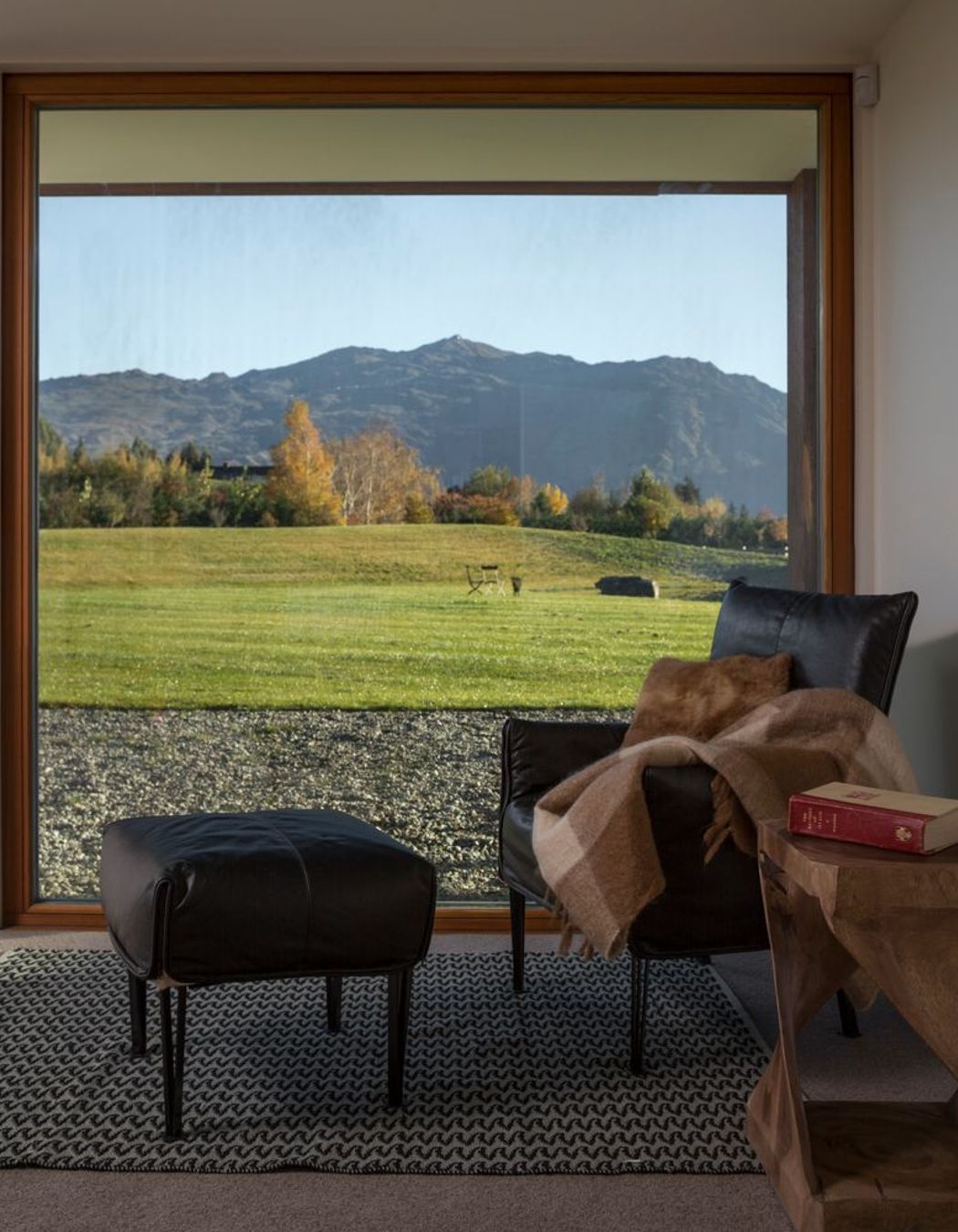 Hawthorn "Contemporary Farm" House