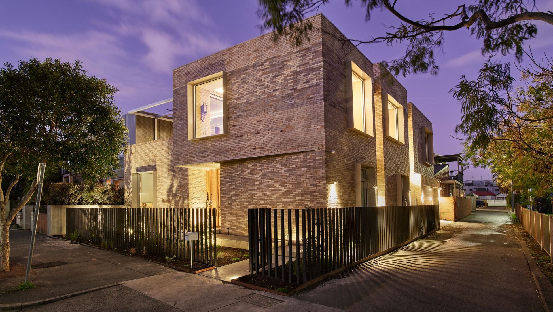 J House Port Melb banner