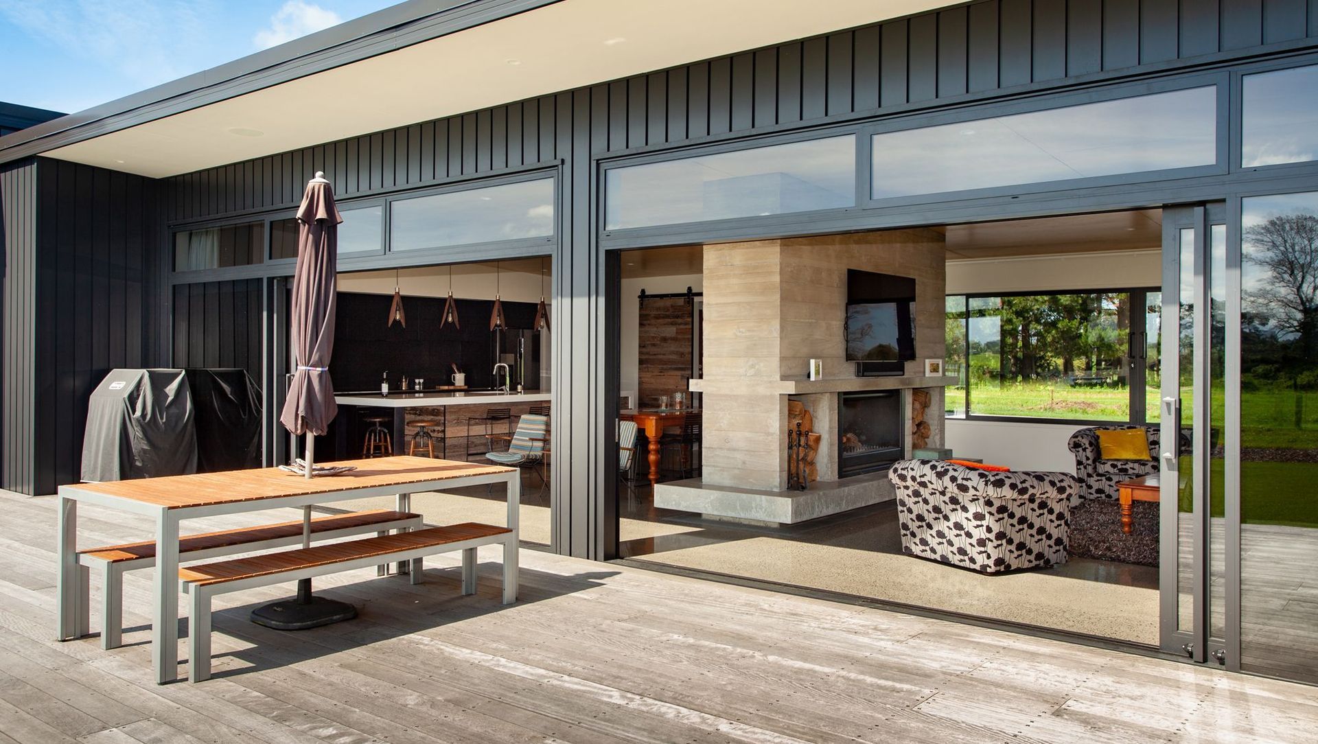 David’s Family Home banner