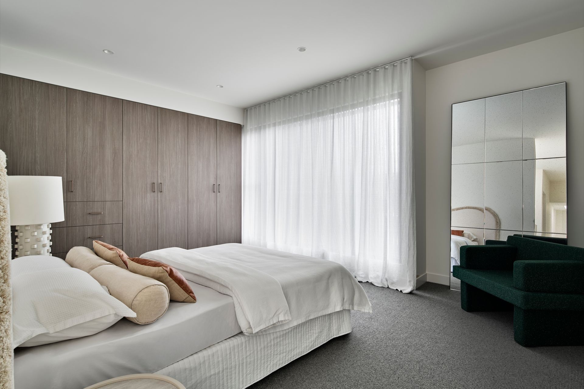 ManciniMadeLynchSt0187-Version2HR-ap-compressed.jpg