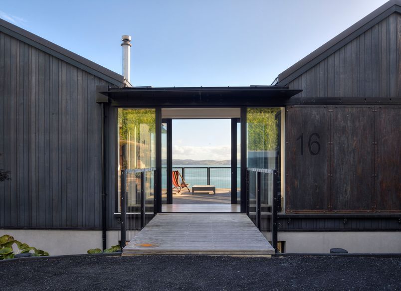Maraetai, Beach House