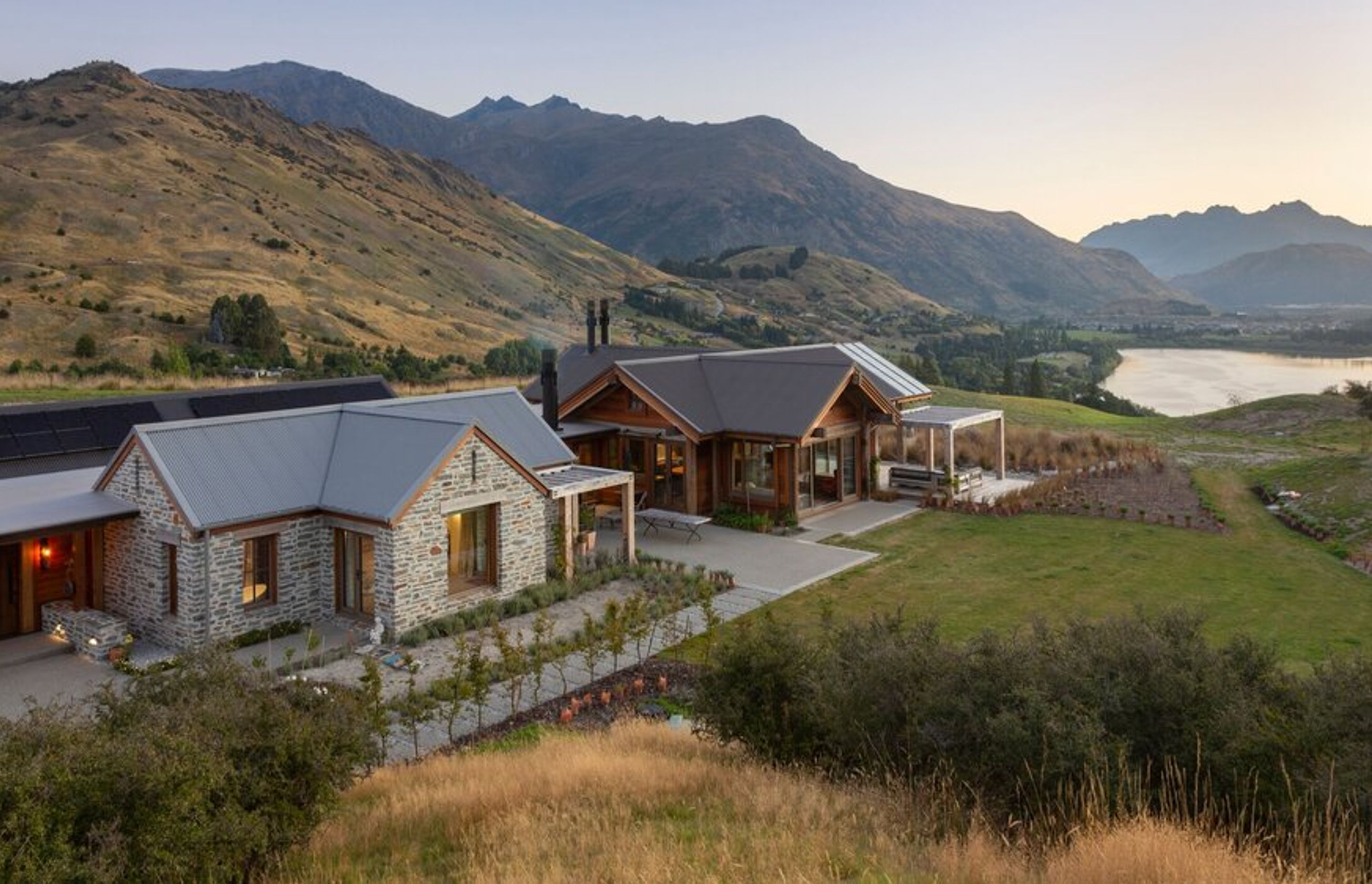 Arrowtown - Lake Hayes Road House 