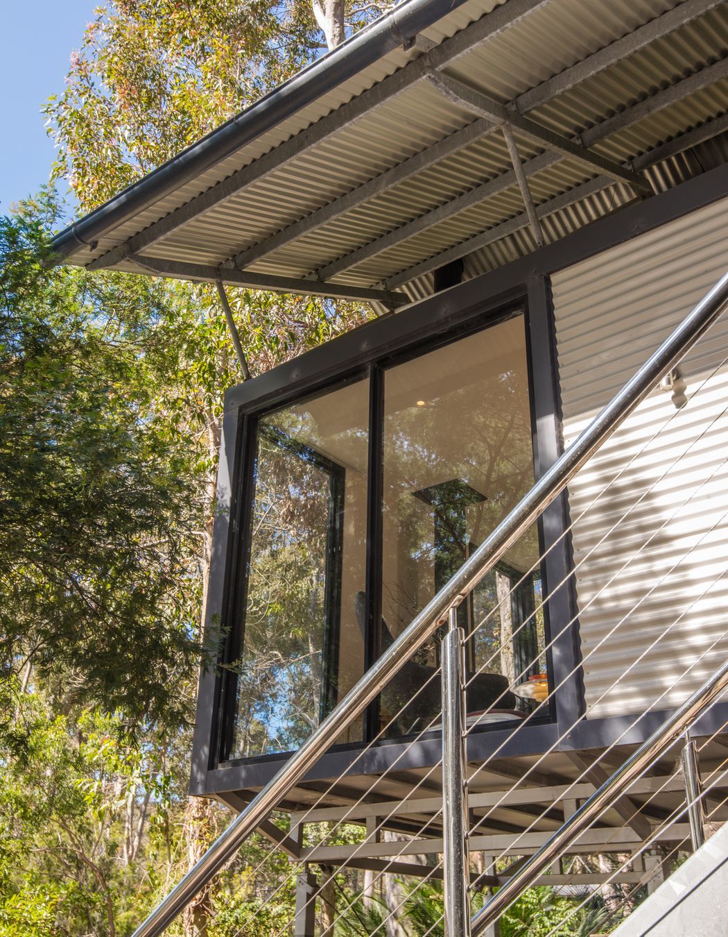 **e-BODE Mystery Bay