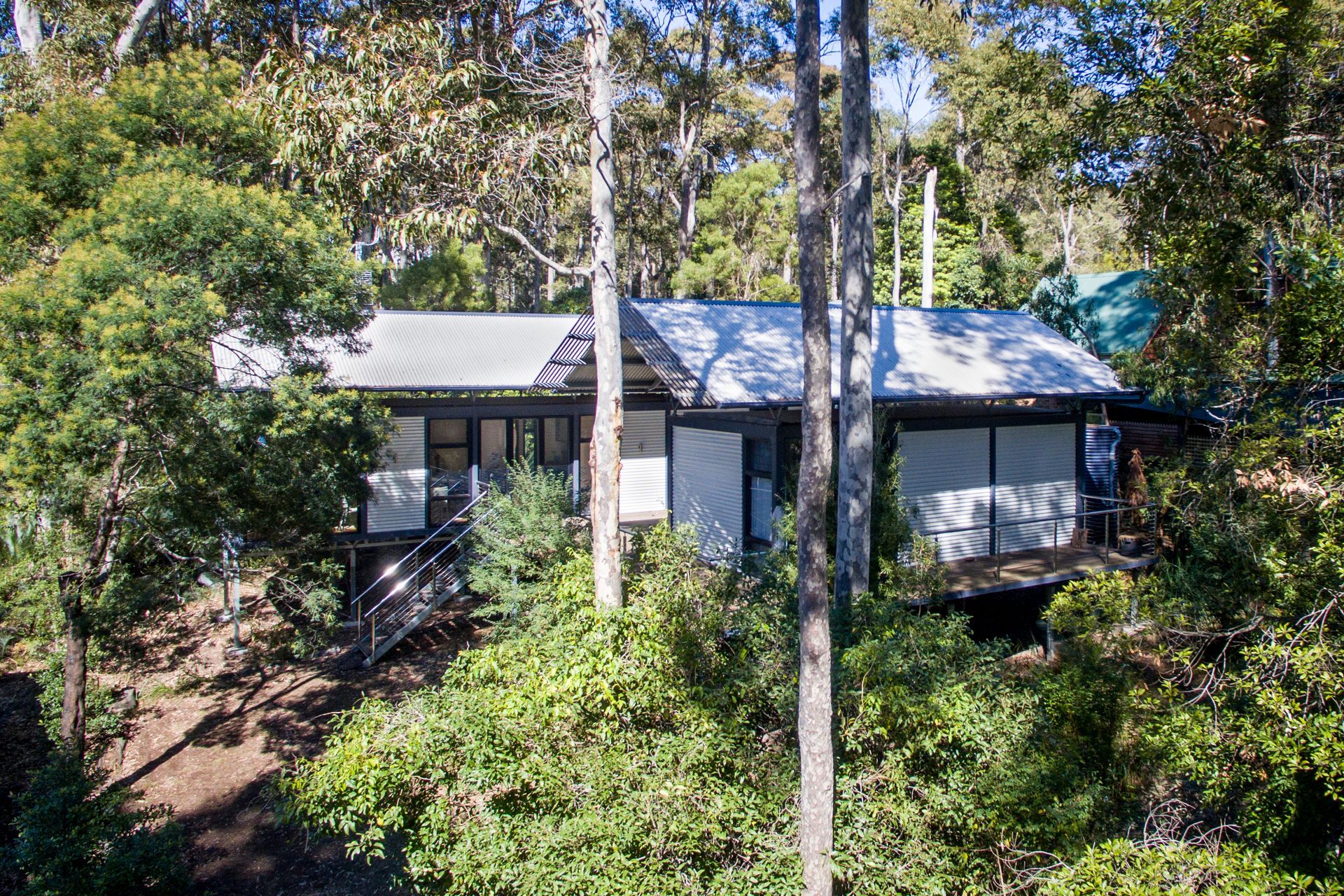 **e-BODE Mystery Bay