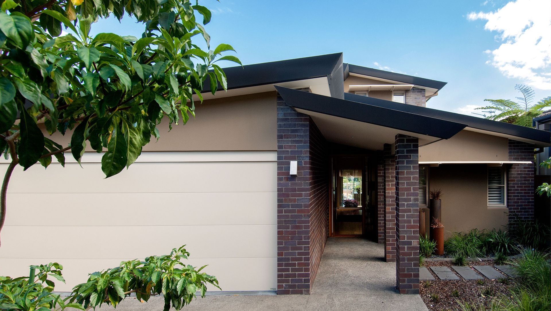Neutral Bay House banner
