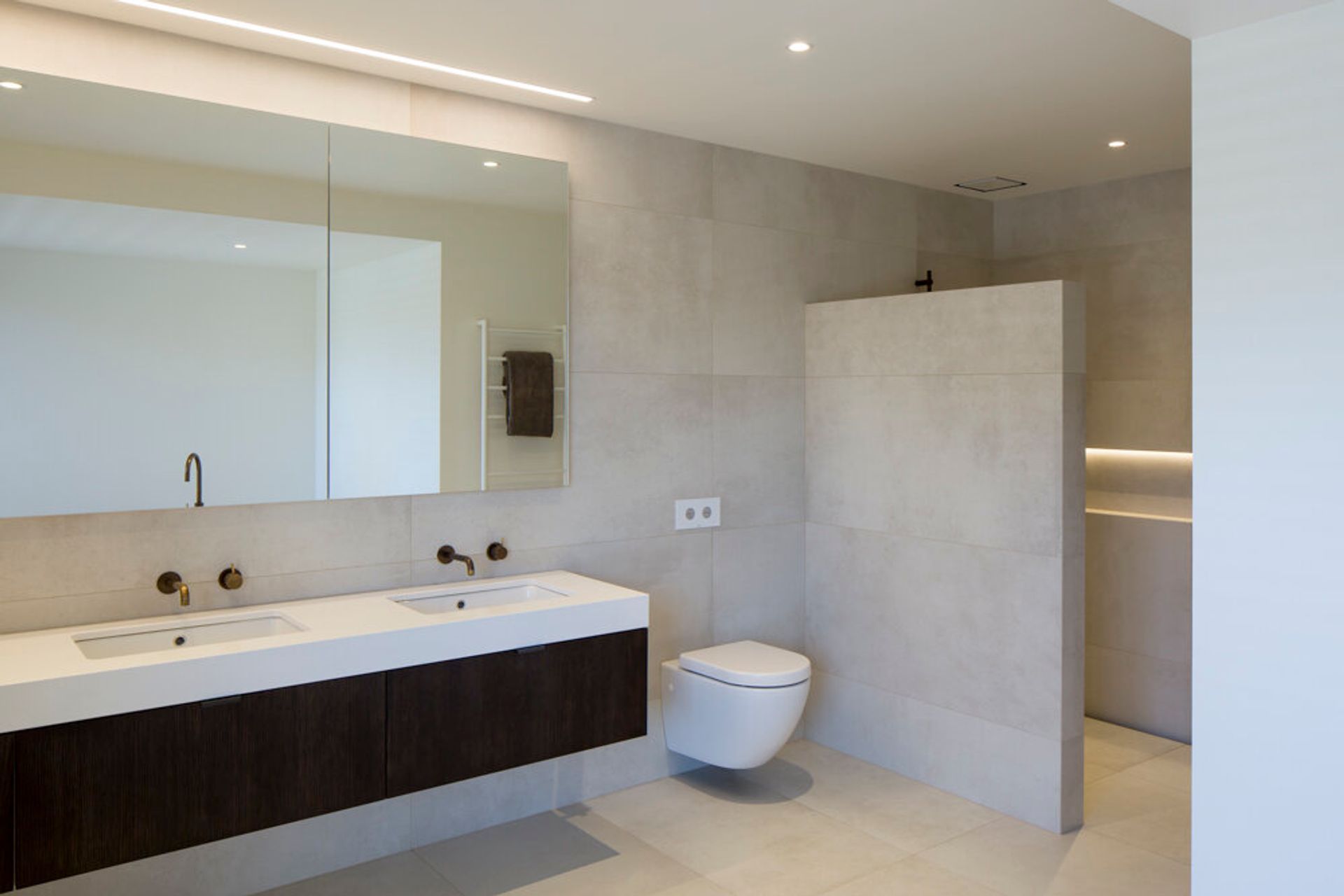 Old Renwick Road House