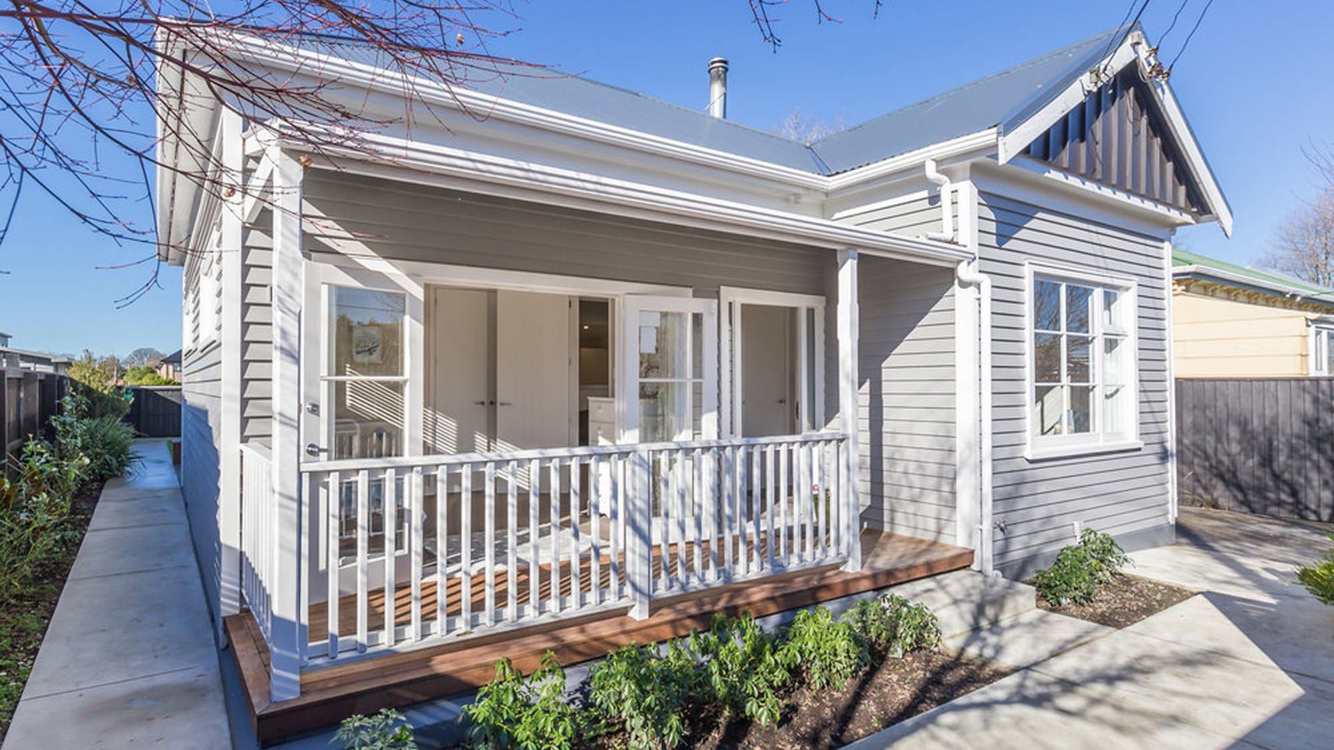 Ollivers Road, Christchurch - Video Tour video