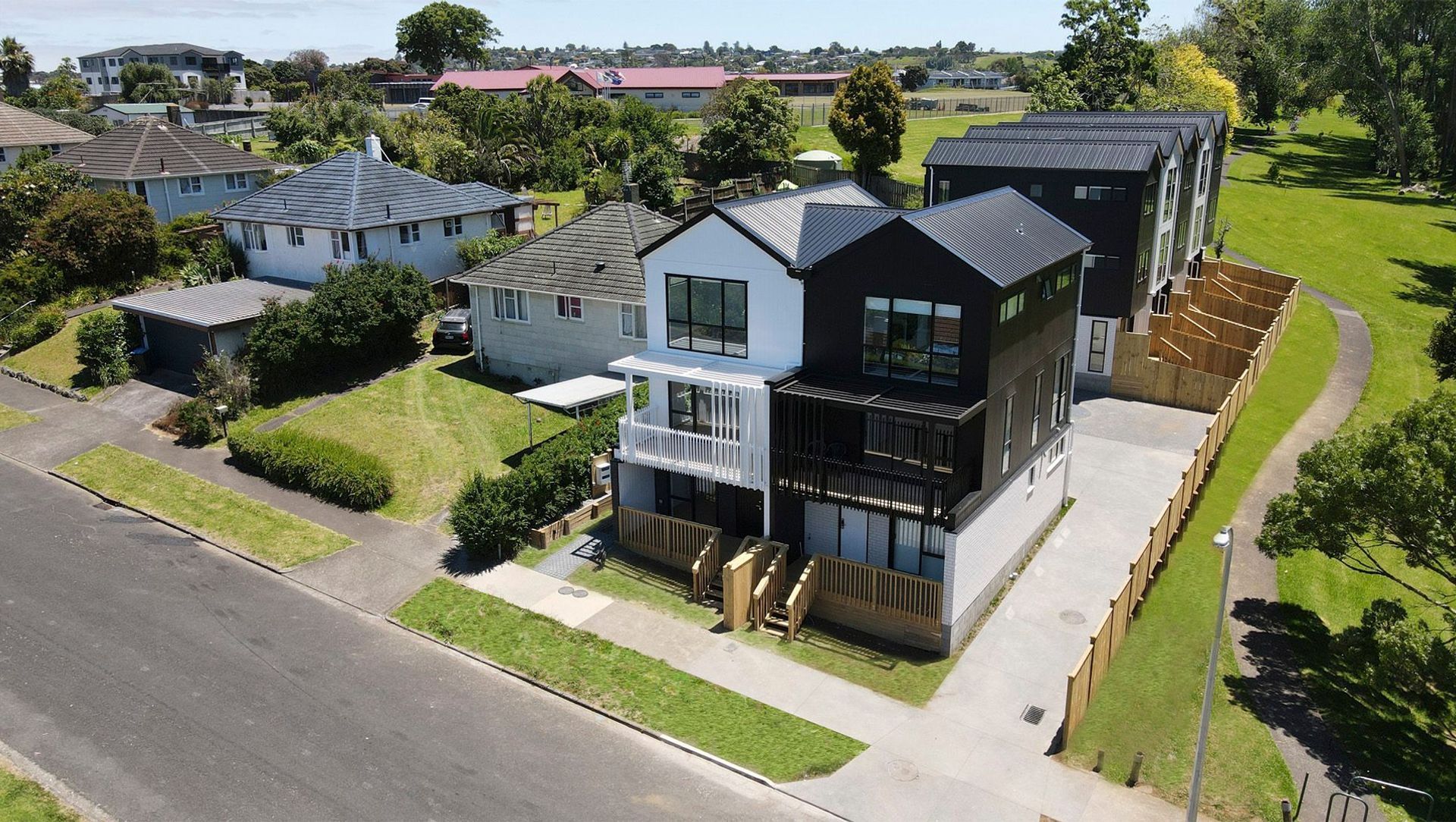 Paddington Street, Glen Innes banner