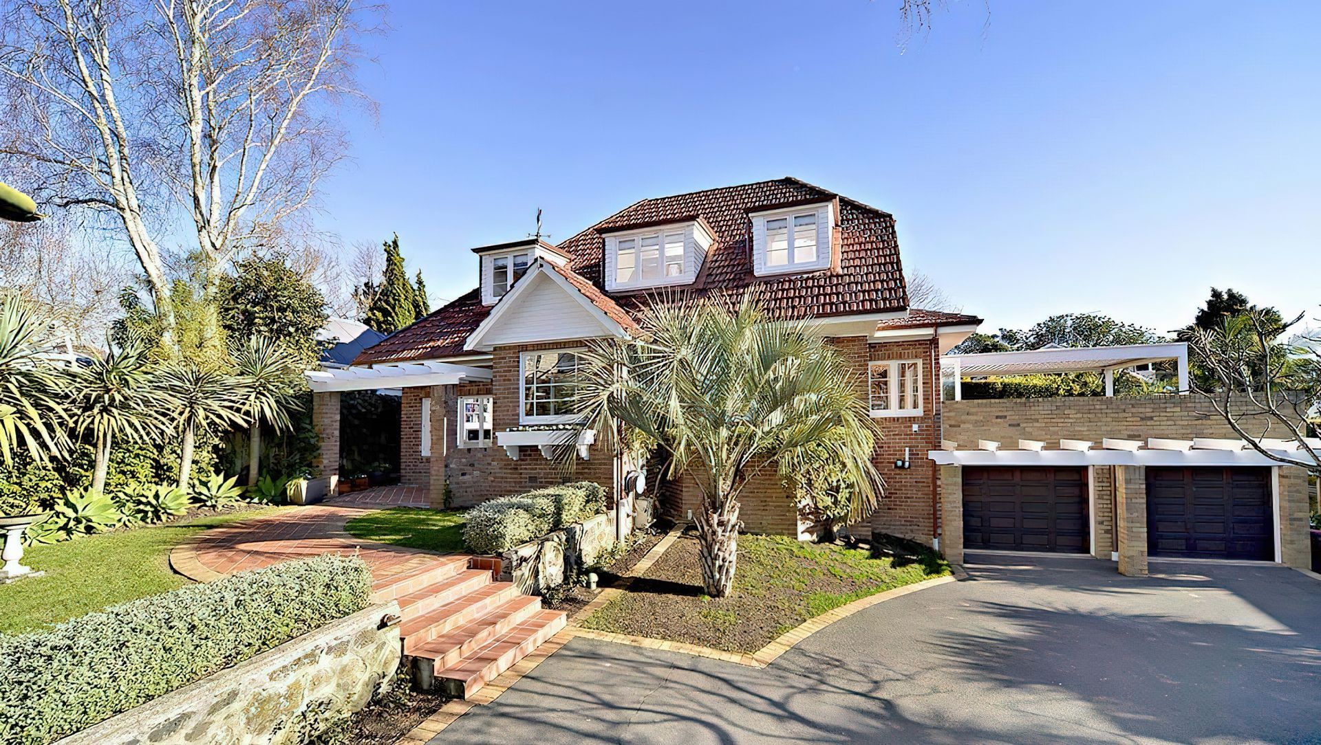 Arts & Crafts House banner