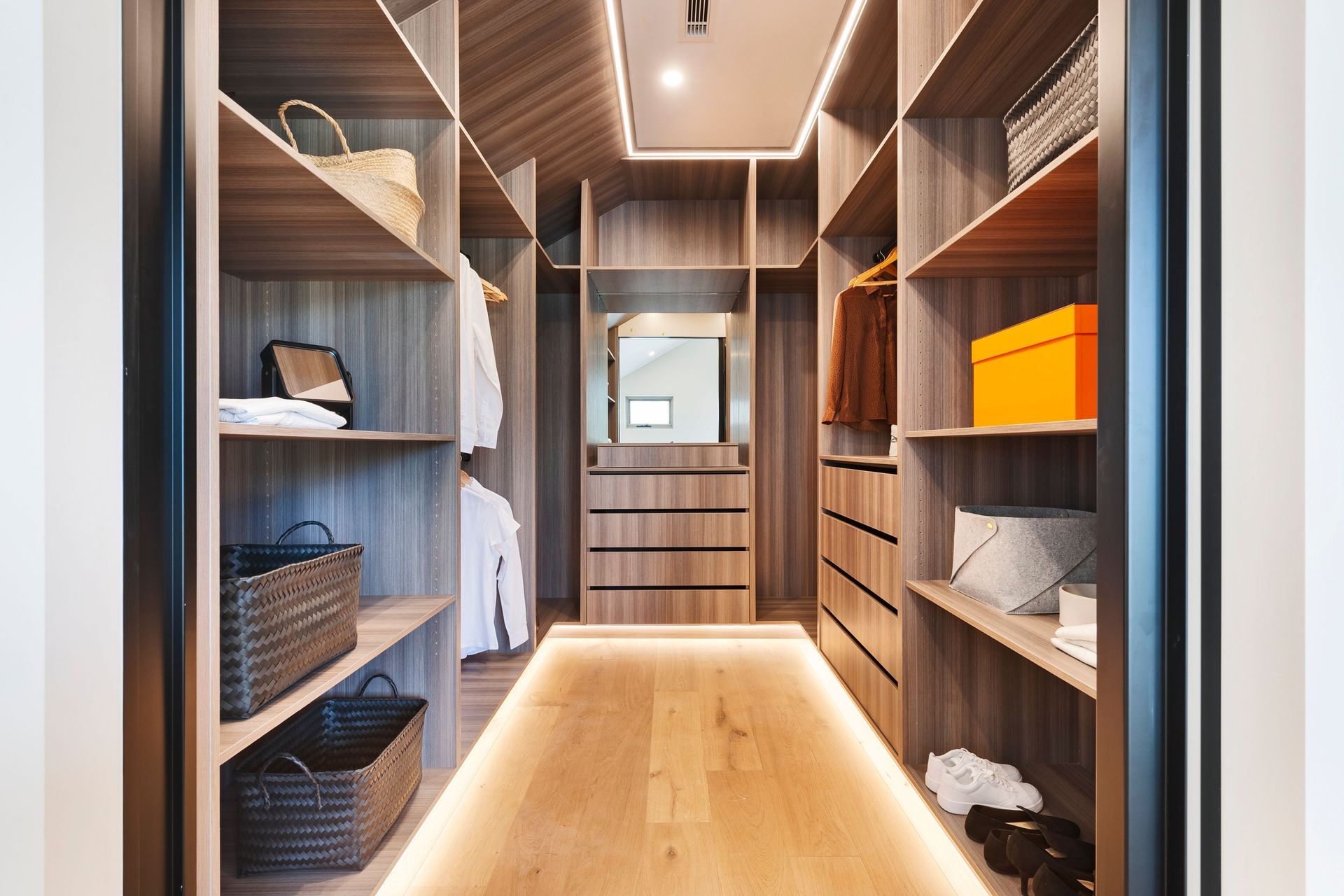 Piper-St-40-Lilyfield-Robe.jpg