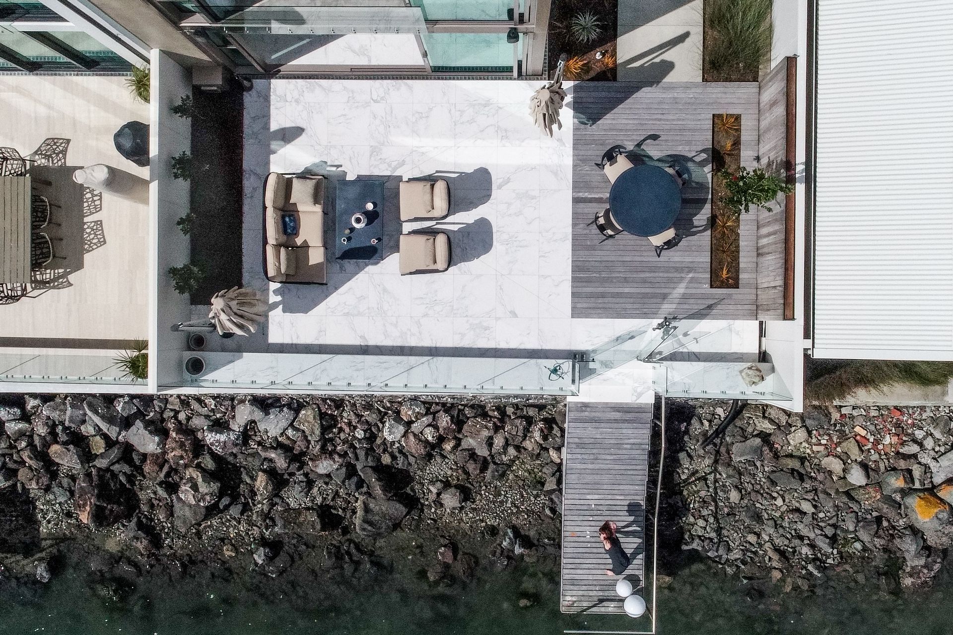 An Entertainer's Dream on the Estuary