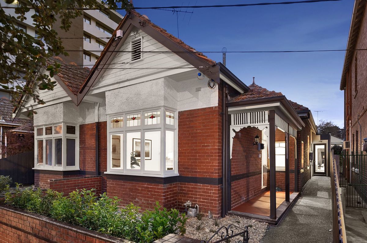 St Kilda West