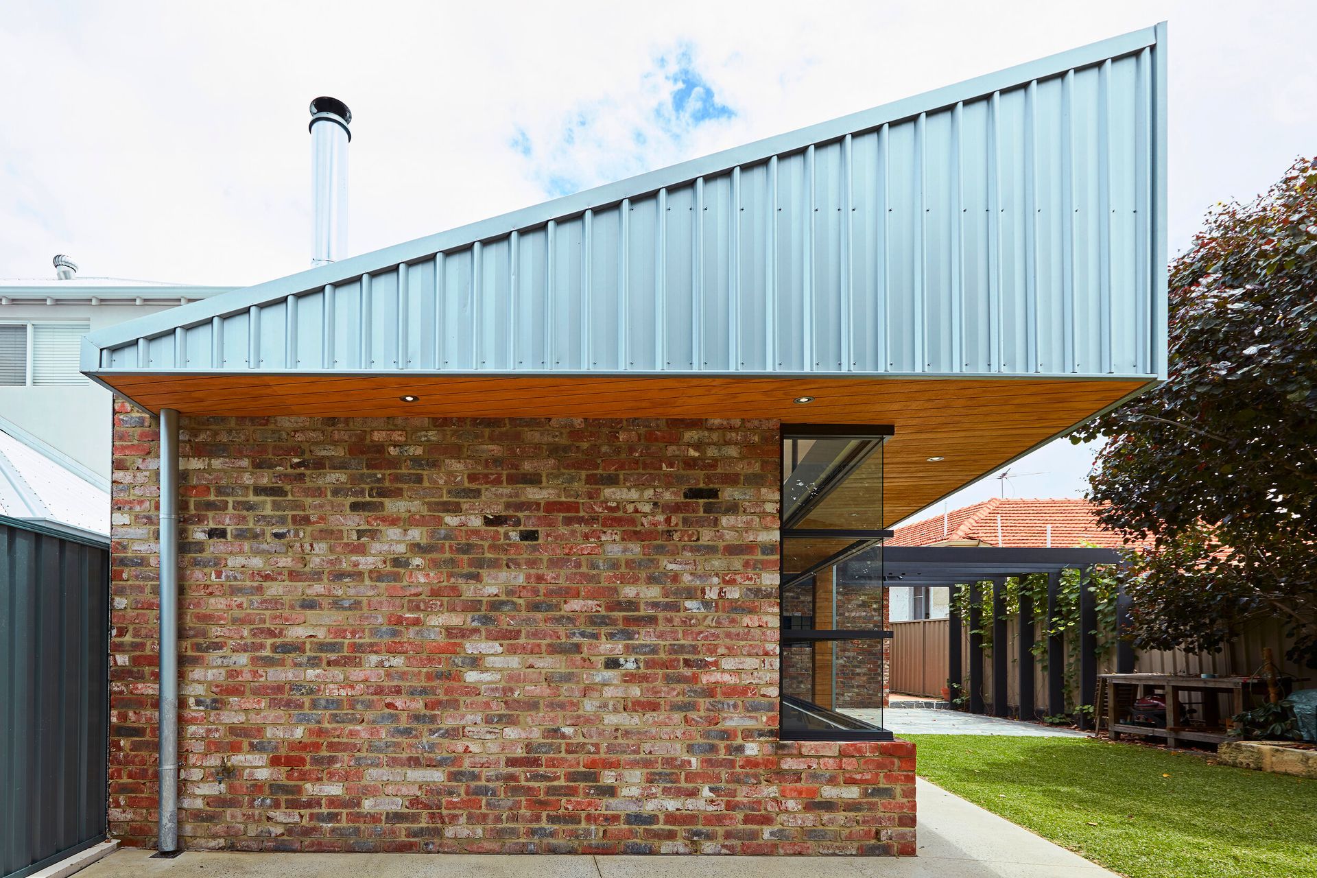 Photography : Luke Carter Wilton