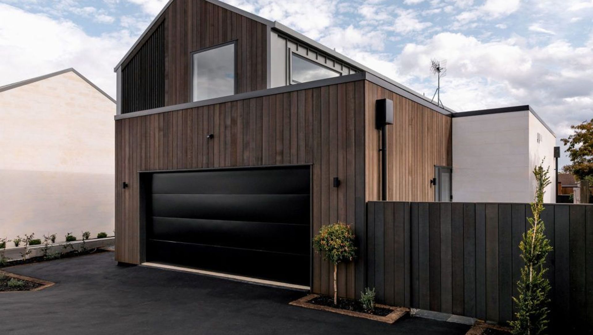 Hamilton Lake – Domain View 3 banner