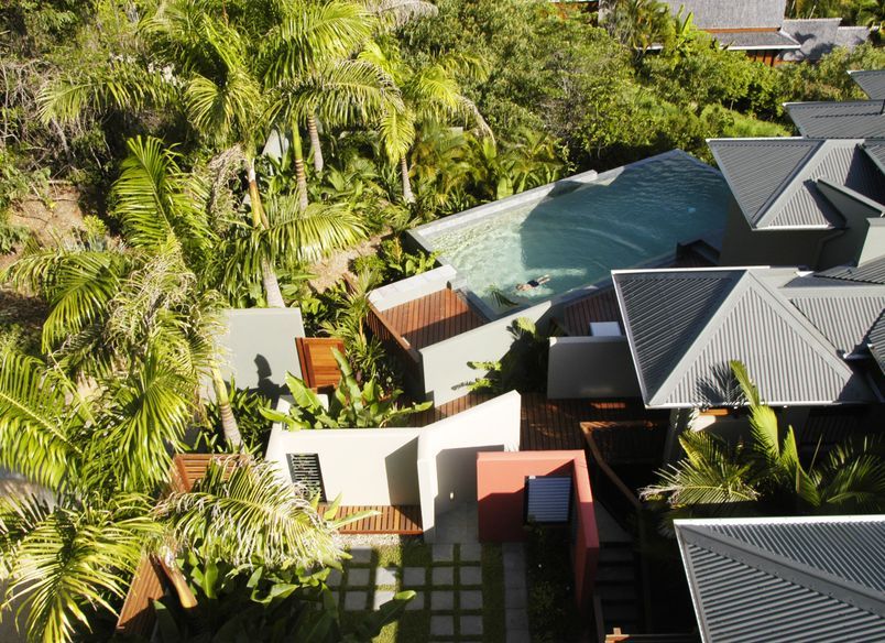 Island Point Residence