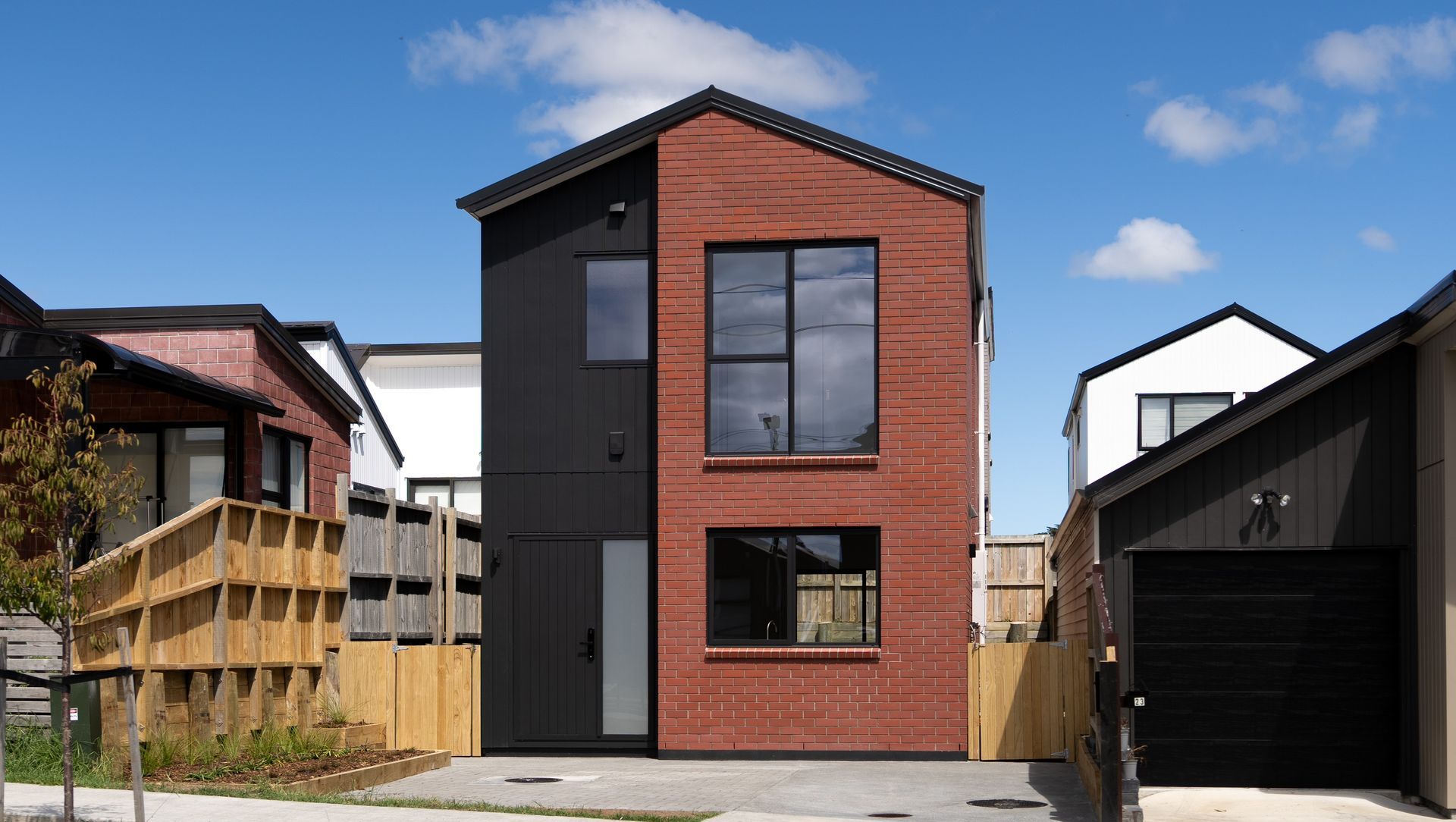 Puwha Street - Presence Makes Perfect banner