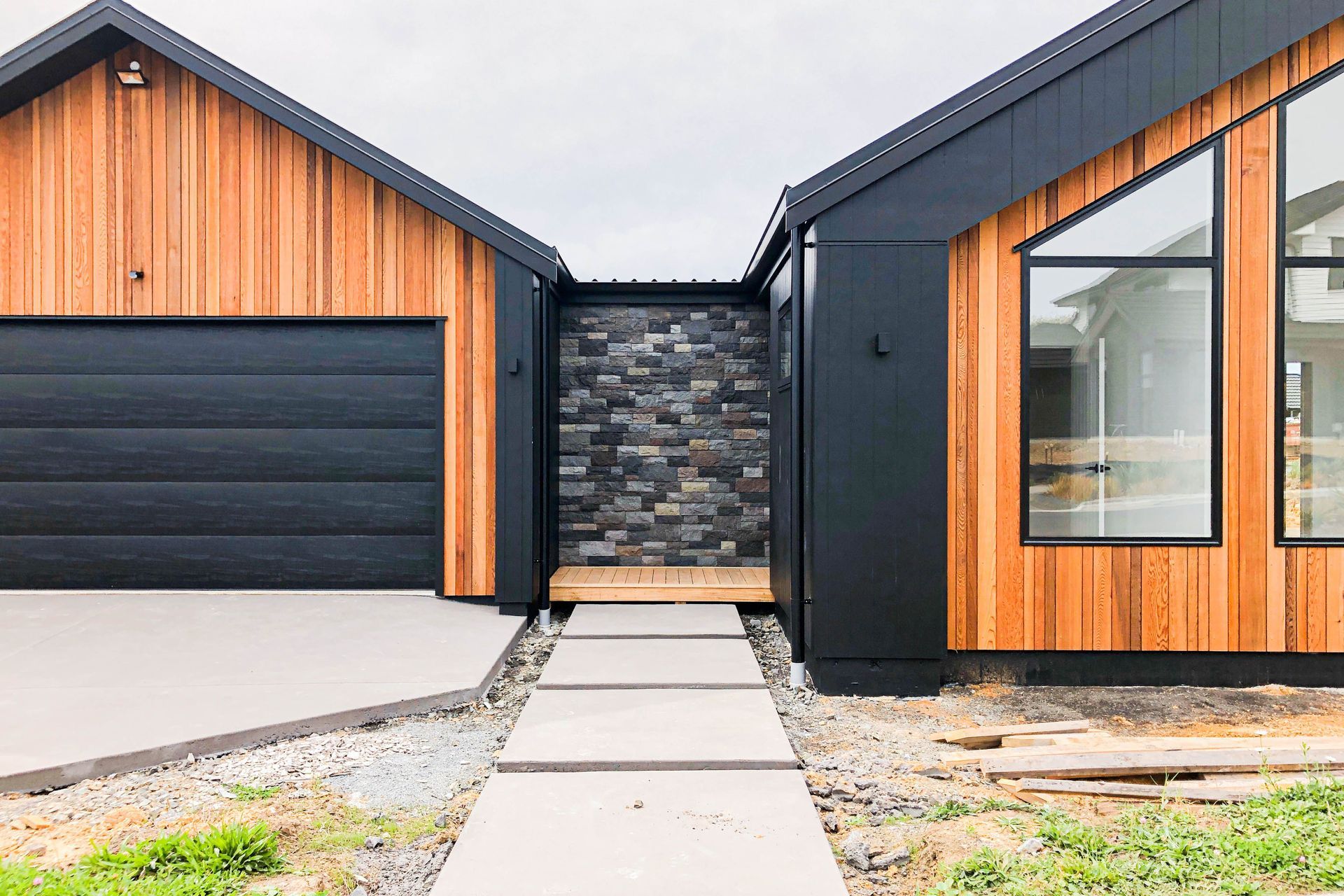 Paerata Rise Section