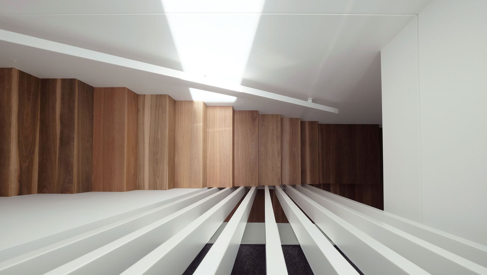 Beachside Cedar + Aluminium Home banner