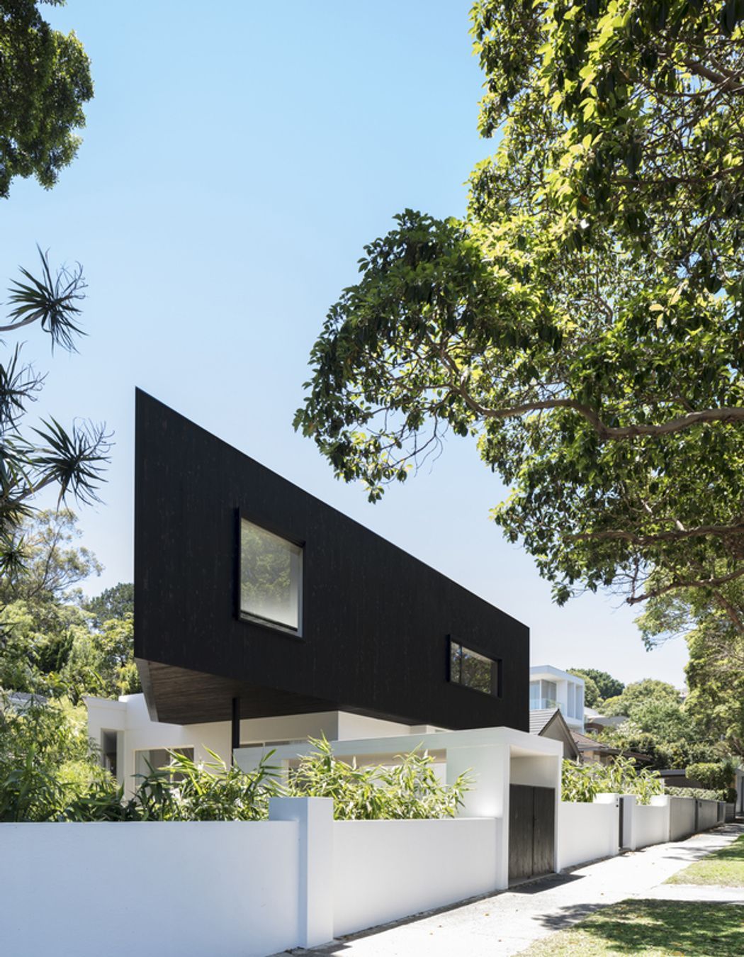 Photography: Brett Boardman, Noel Mclaughlin