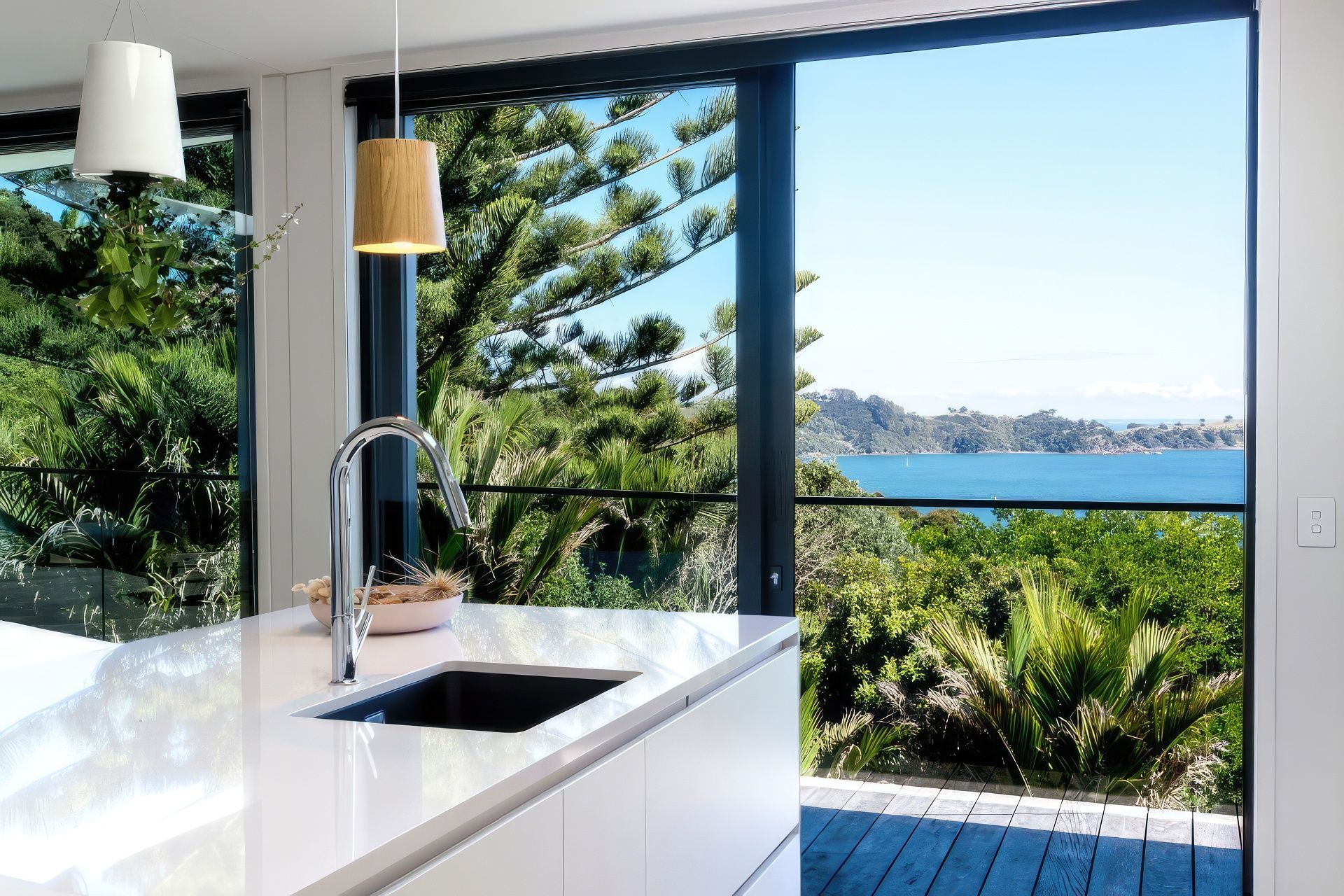 bell-kitchen-magnificent-view-960x640-gigapixel-standard-scale-200x.jpeg