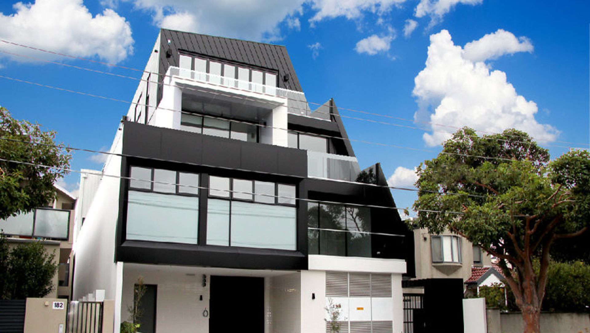 BLUE CHIP RESIDENCE banner