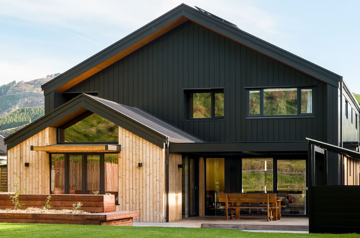 Caro Lane Superhome