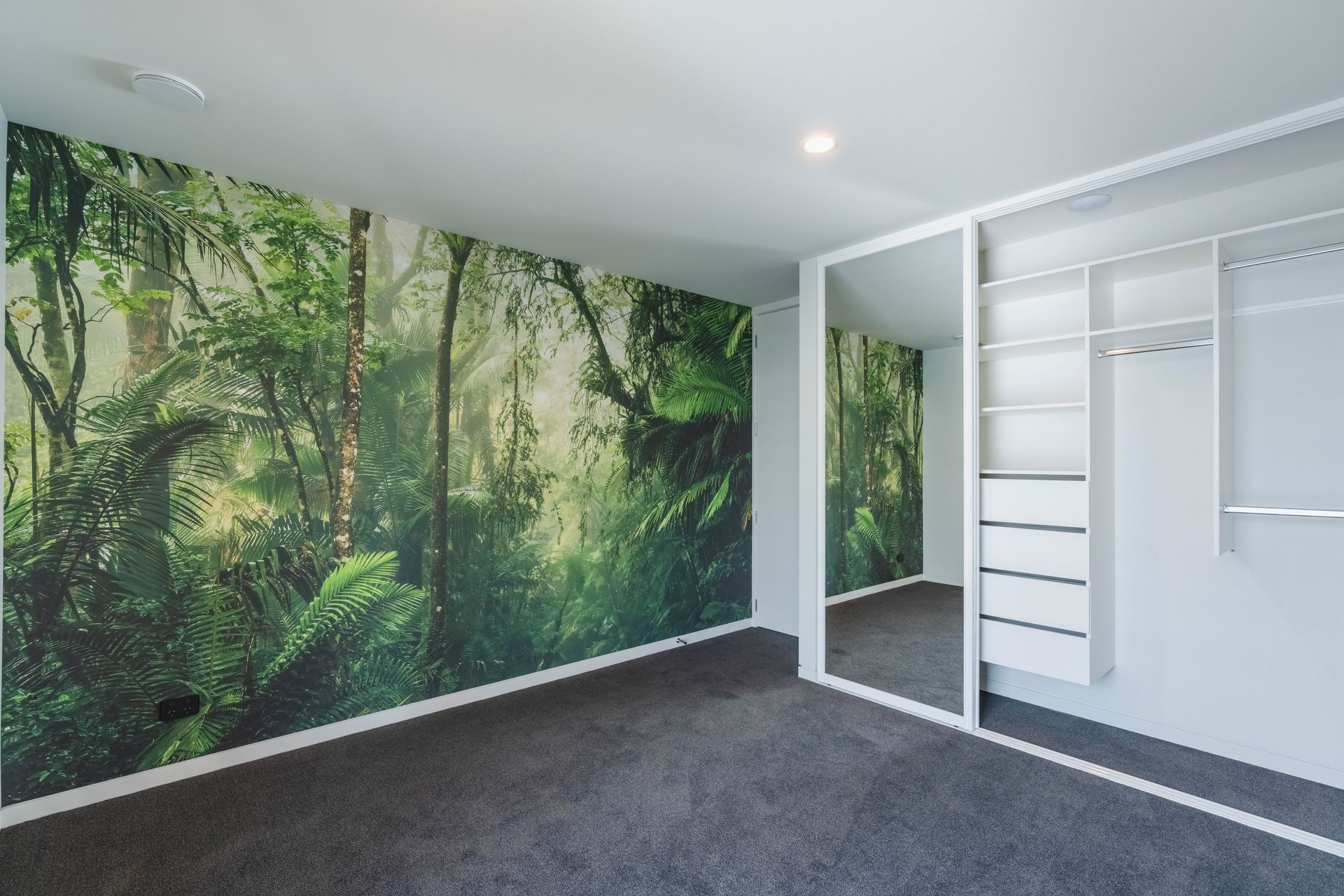 Cashmere Hill - Hillside Energy Efficient SIPs Home