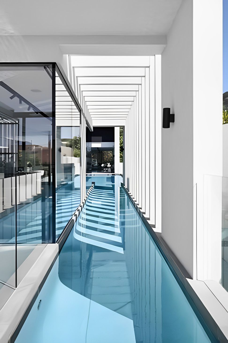 1021 Gallery House