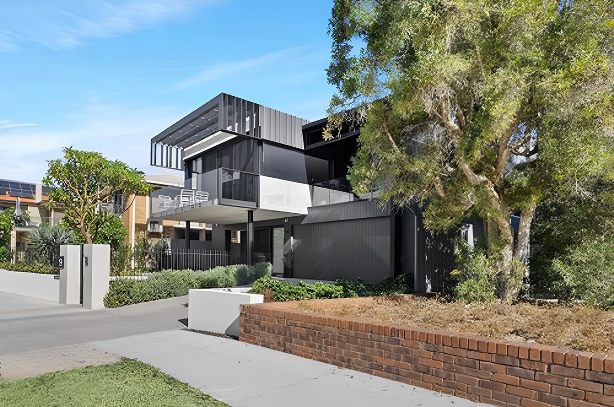 1446 Interlock House