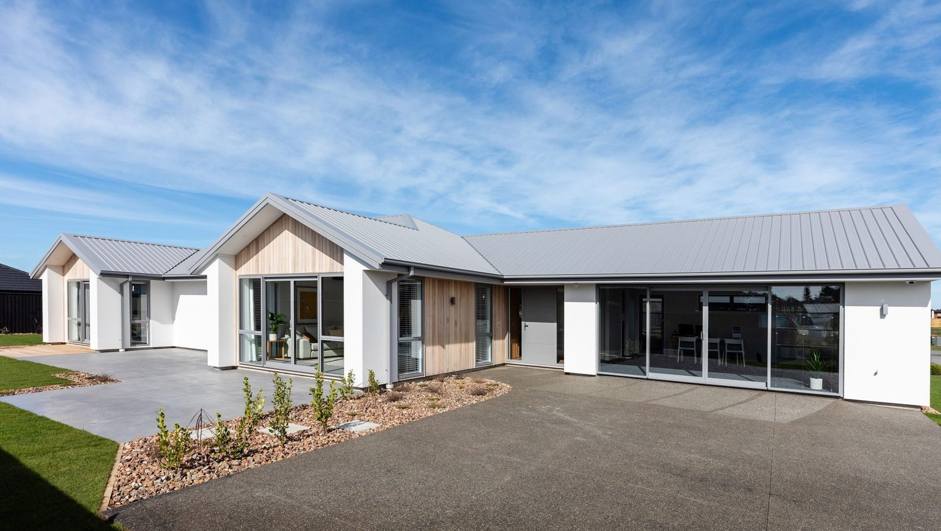 Falcons Landing Show Home banner
