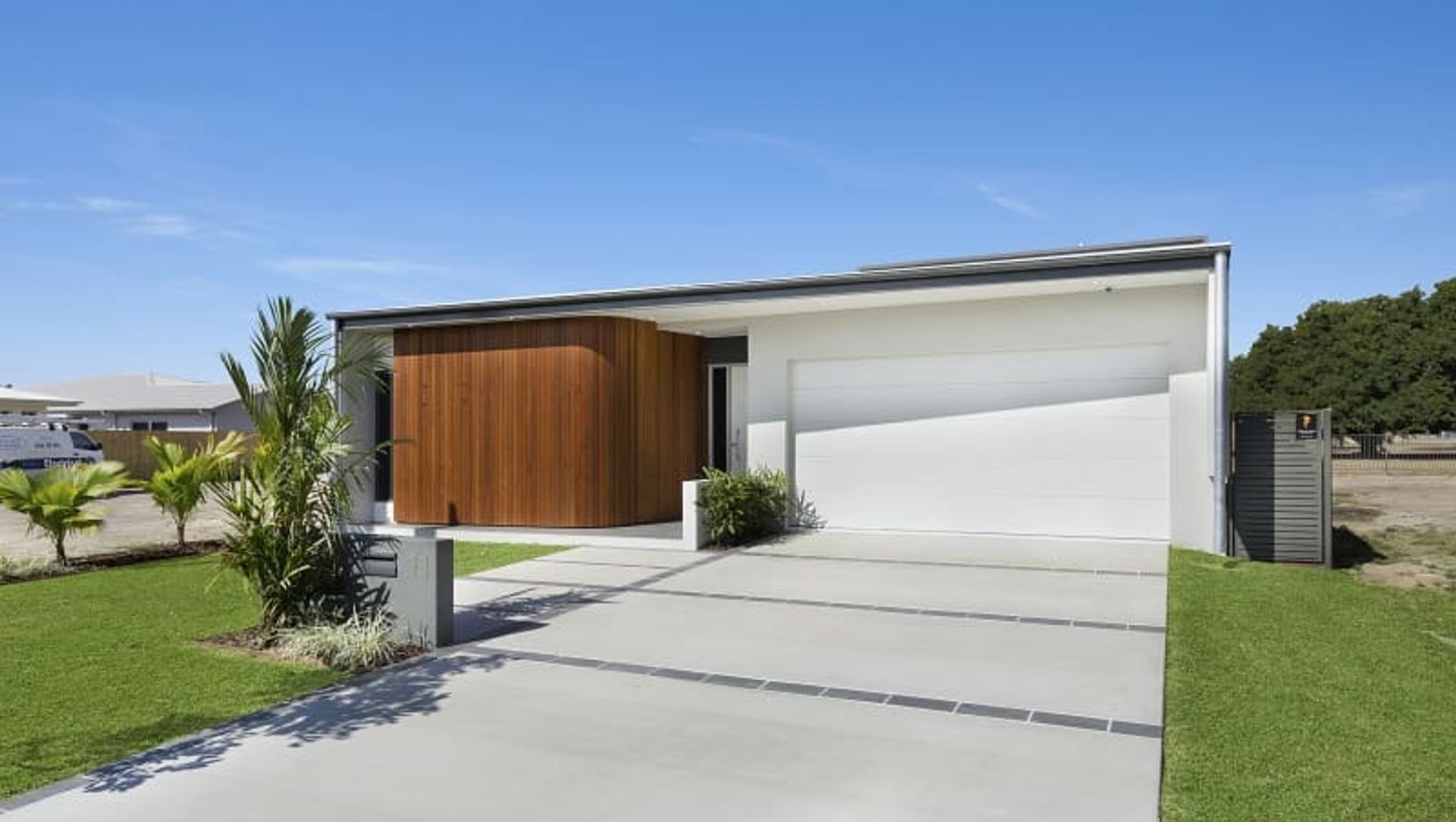 Colorbond Sectional Garage Door - Townsville, Queensland banner