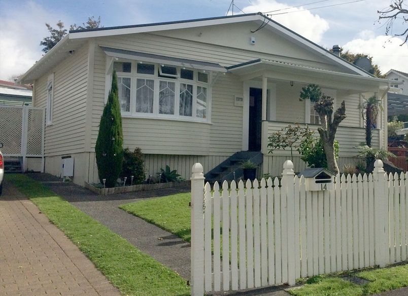 One Tree Hill - Exterior Painting