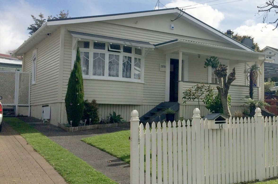 One Tree Hill - Exterior Painting