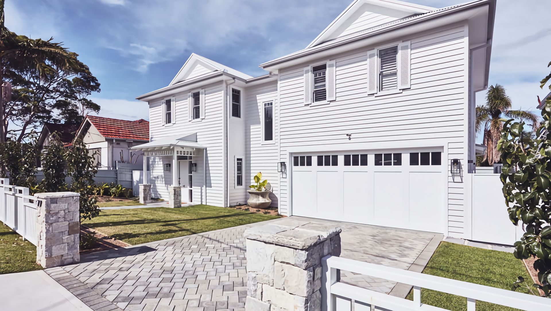 Hamptons House banner