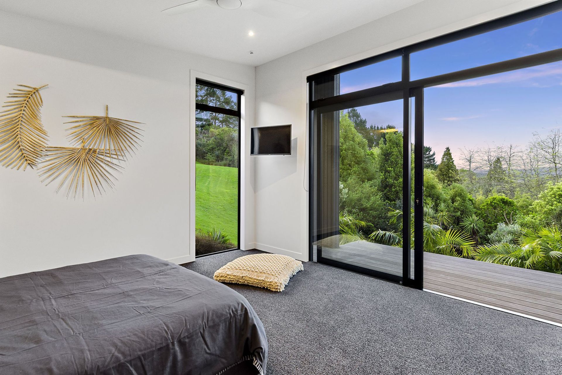 Hauora Lane, Kaukapakapa