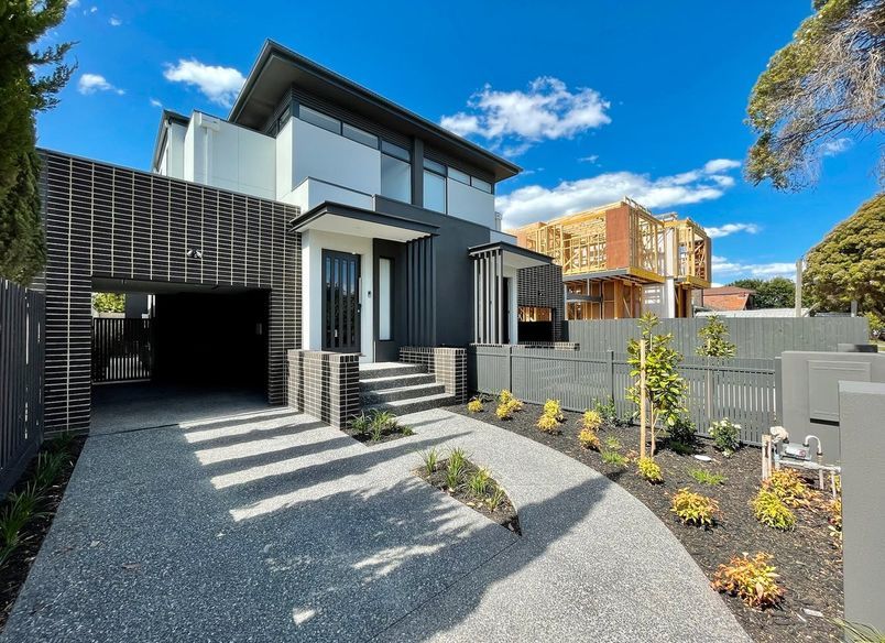 STUNNING SOUTH CAULFIELD