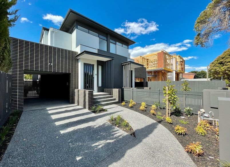 STUNNING SOUTH CAULFIELD