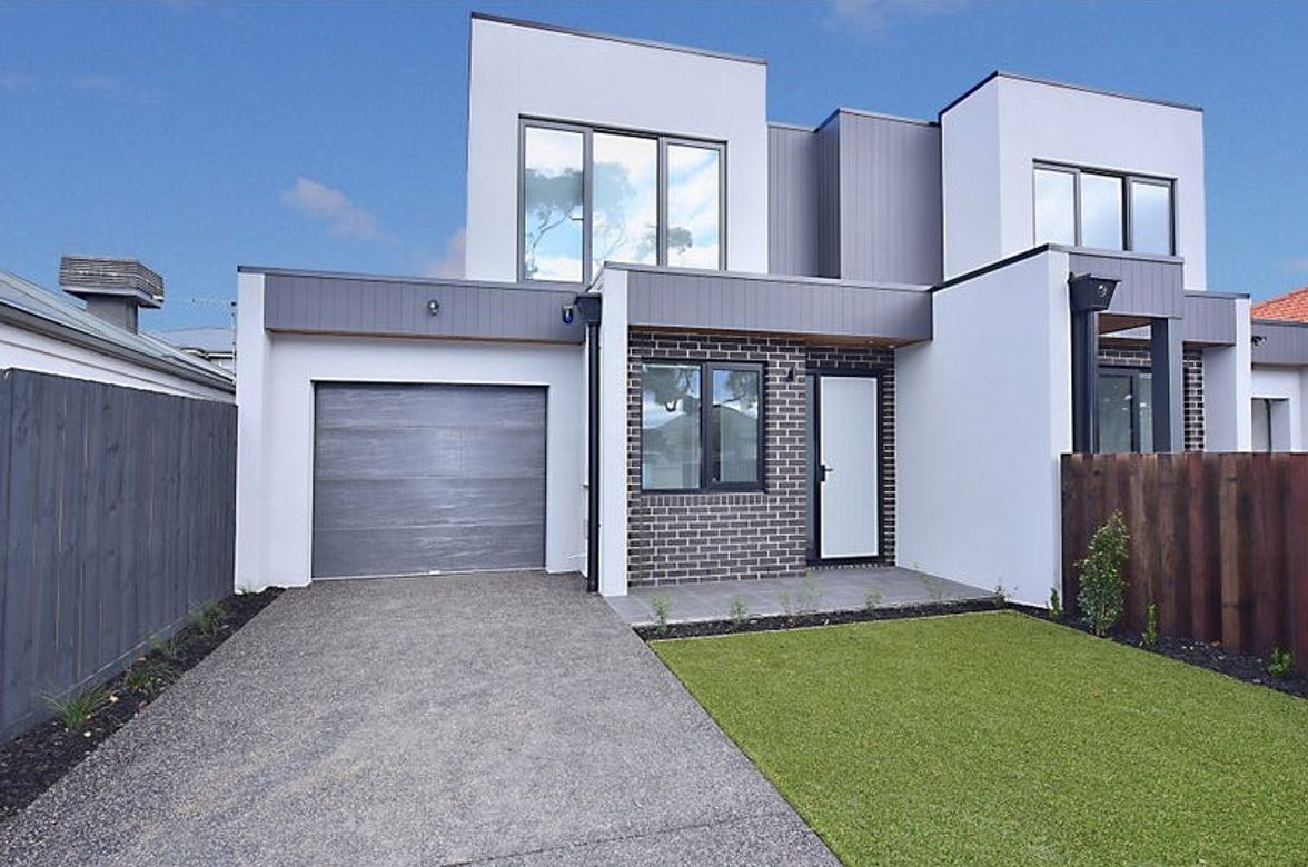 MODERN TOWNHOUSES EDITHVALE