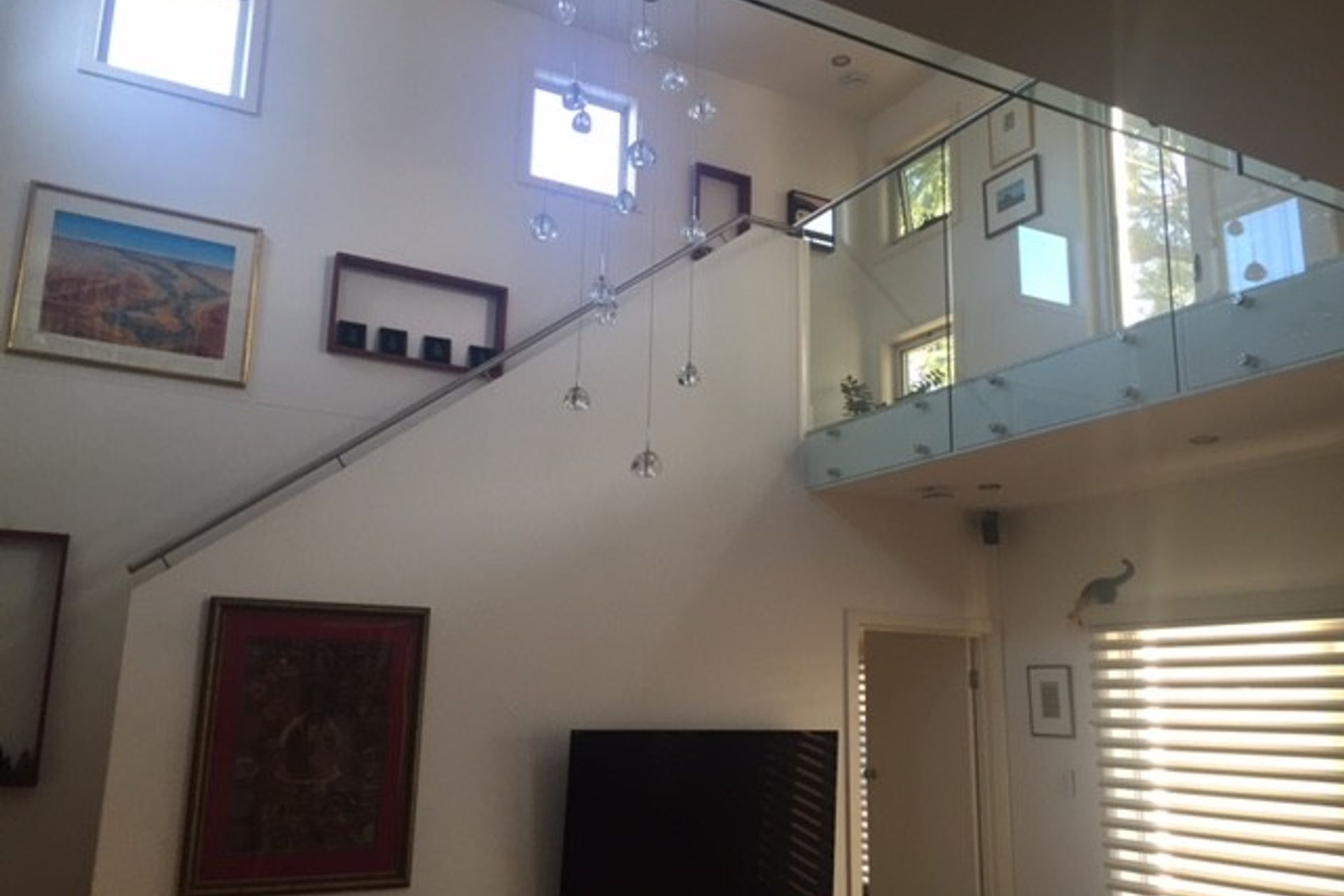 TRADITIONAL TURNED BRIGHT CONTEMPORARY