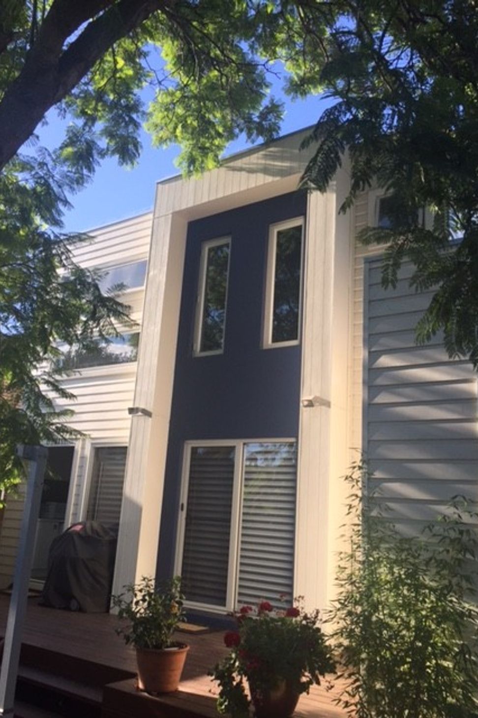 TRADITIONAL TURNED BRIGHT CONTEMPORARY