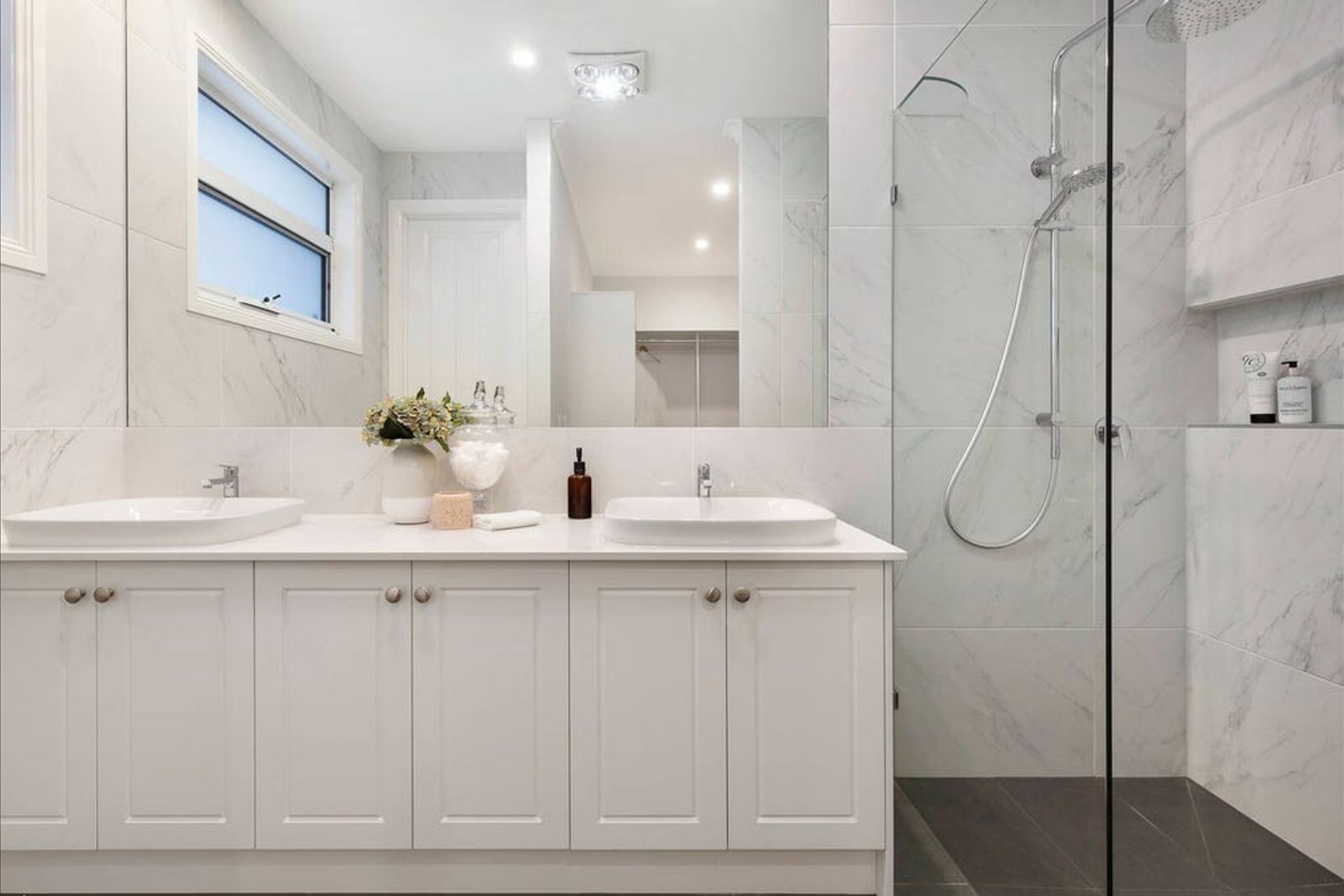 EAST BENTLEIGH MEETS THE HAMPTONS